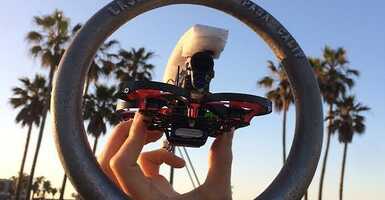 A világ legkisebb HD kamerás drónja A világ legkisebb drónja